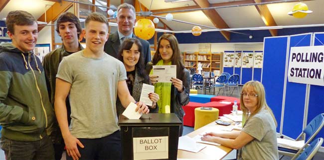 Chairman of South Gloucestershire Council Cllr Ian Boulton and democratic services officers visiting sixth form students to explain the importance of voting.